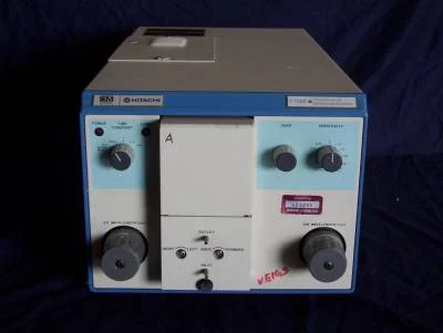 Hitachi F1000 Fluorescence Spectrophotometer