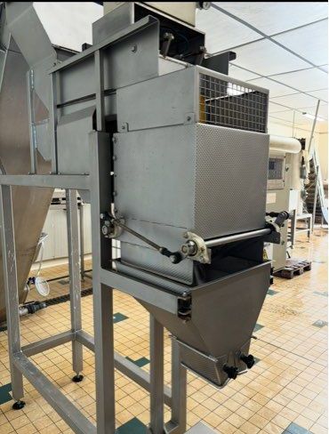 DE BRUYNE Weigher for packaging fresh fries
