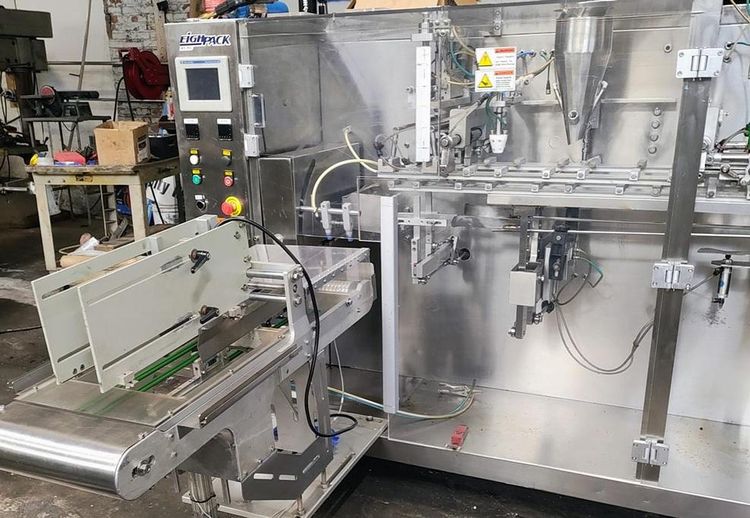 Weighpack Swifty 3600 Premade horizontal poucher