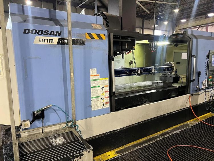 Daewoo Fanuc i-Series Plus CNC Controller 8,000 rpm DNM-750 -II 3 Axis