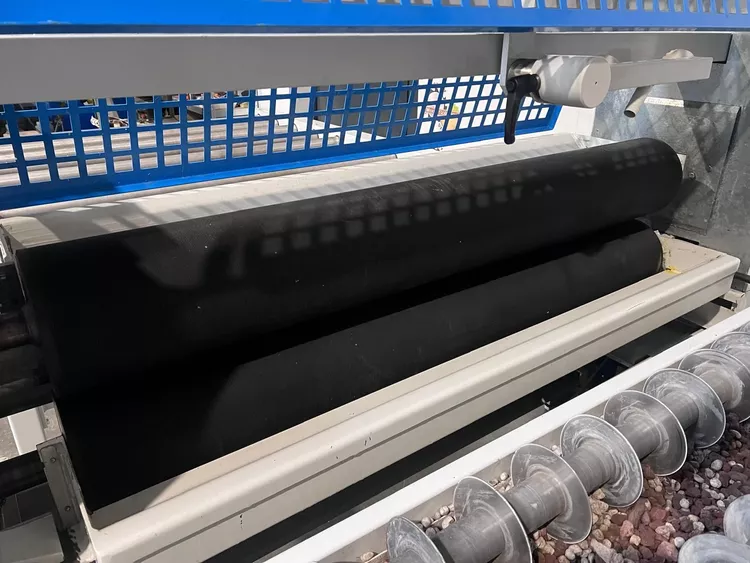 Osama S2R-1300 + TDM Roller glue spreader + plate table