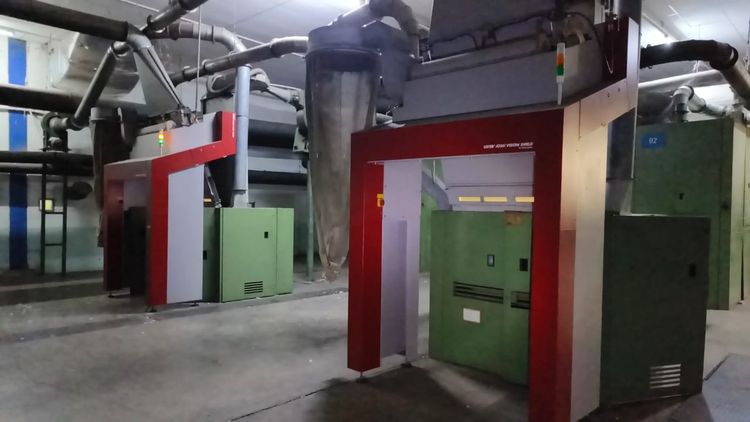 2 Jossi, Uster Foreign Fiber Separator