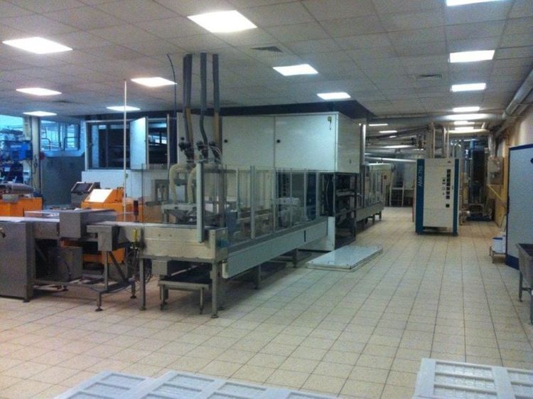 Aasted Mikroverk Midi C425 chocolate production line