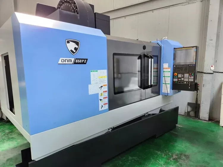 Doosan DN SOLUTIONS DNM 650PII 3 Axis