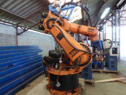 Kuka KR125 -2 to 6 axes