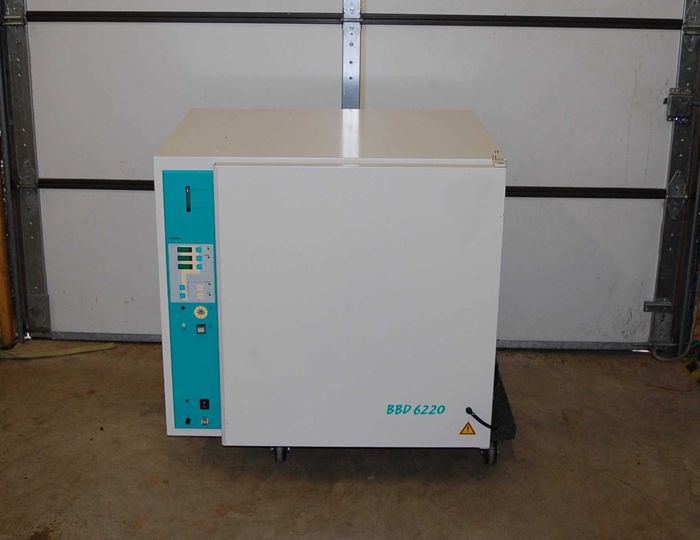 Heraeus BBD 6220 CO2 Incubator