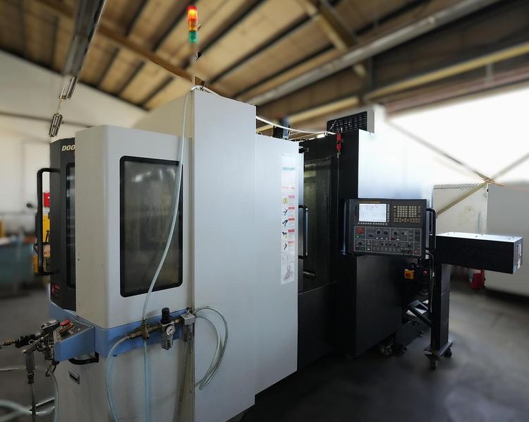 Doosan HC 400 4 Axis