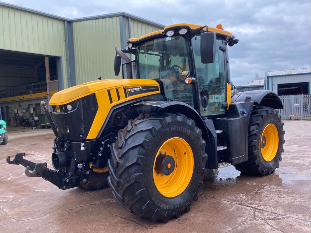 JCB Fastrac 4220 Tractor