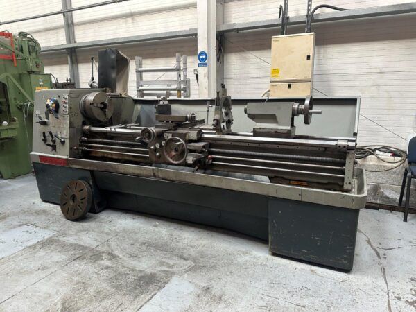 Colchester Engine Lathe 1600 rpm Mascot 1600