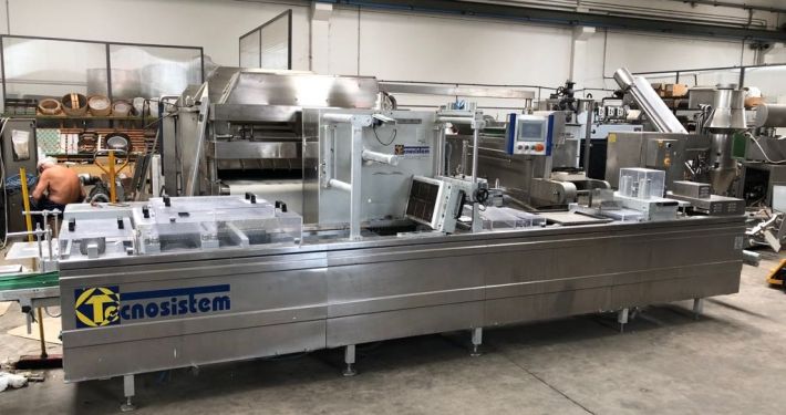 AUTOMATIC THERMOFORMING MACHINE