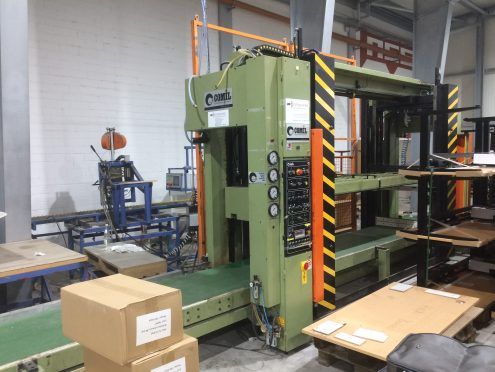 Comil Astro 700, Throughfeed press