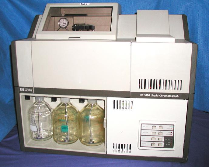 Hewlett Packard (HP) 1090m Liquid Chromatograph