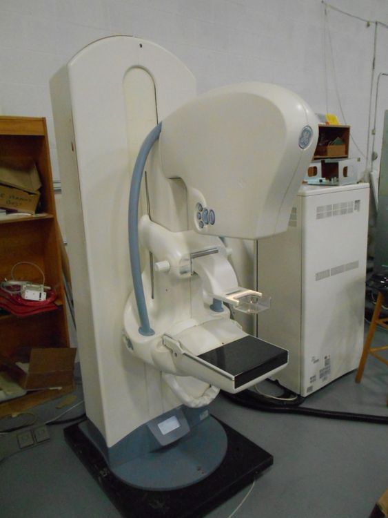 GE Senographe DS