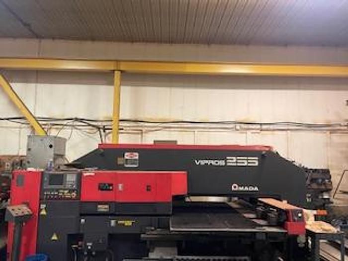 Amada VIPROS 255 22 TONS