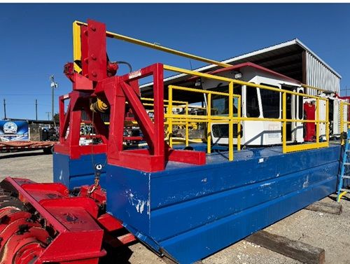 Mudcat MC275D Max dredging depth 25 ft (7.6 m)