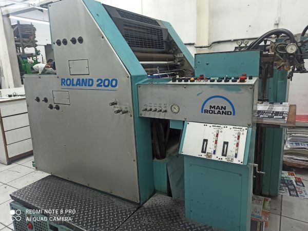 Roland 200 52 x 74 cm