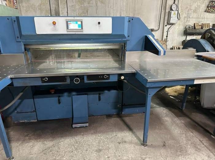 Schneider Senator 137H