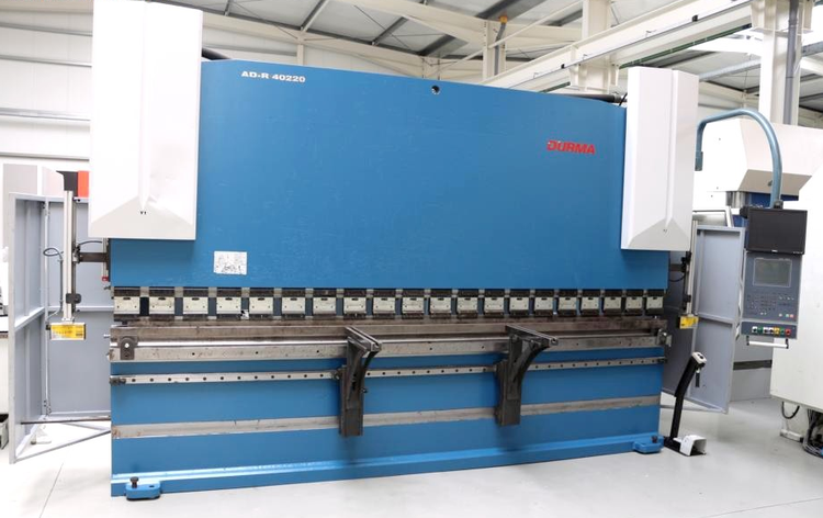 Durma CNC AD-R 40.220 220 t