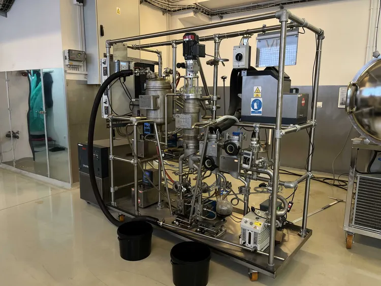 Vacuum Distillation Plant
