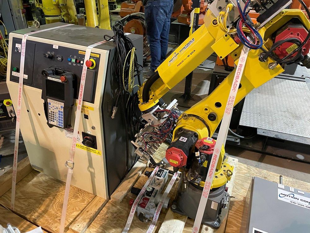 4 Fanuc M20iA 6-Axis Robot