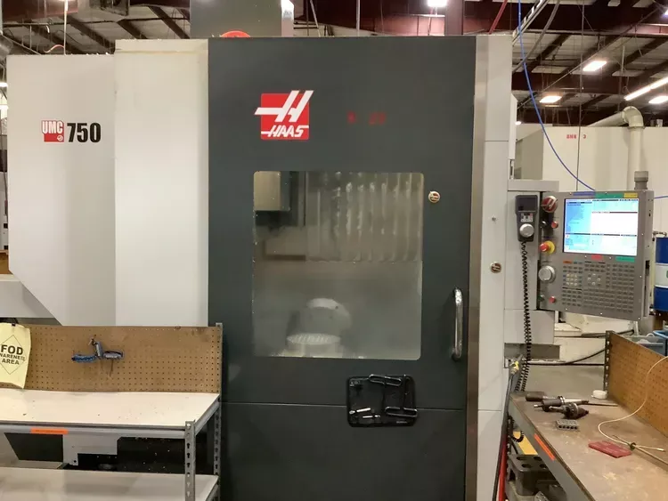 Haas UMC-750 5  Axis