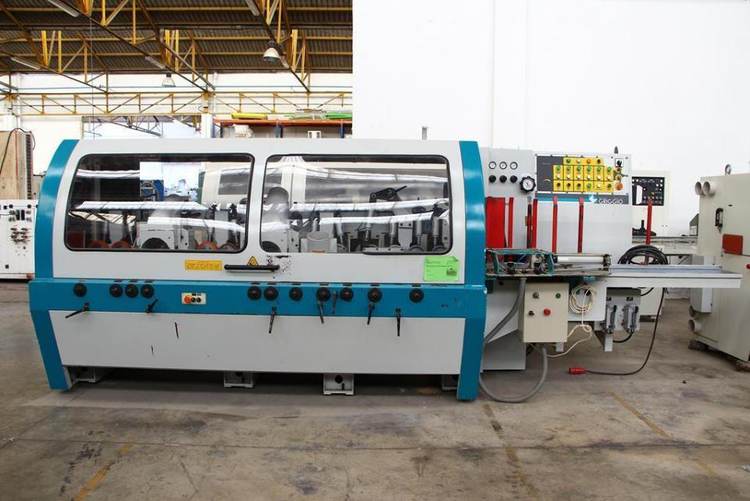 Griggio MOULDING MACHINE