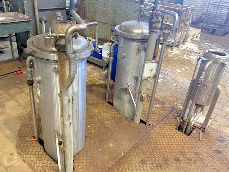 2 Vald henriksen GRU 5 HT High pressure yarn dyeing machines for bumps and cones