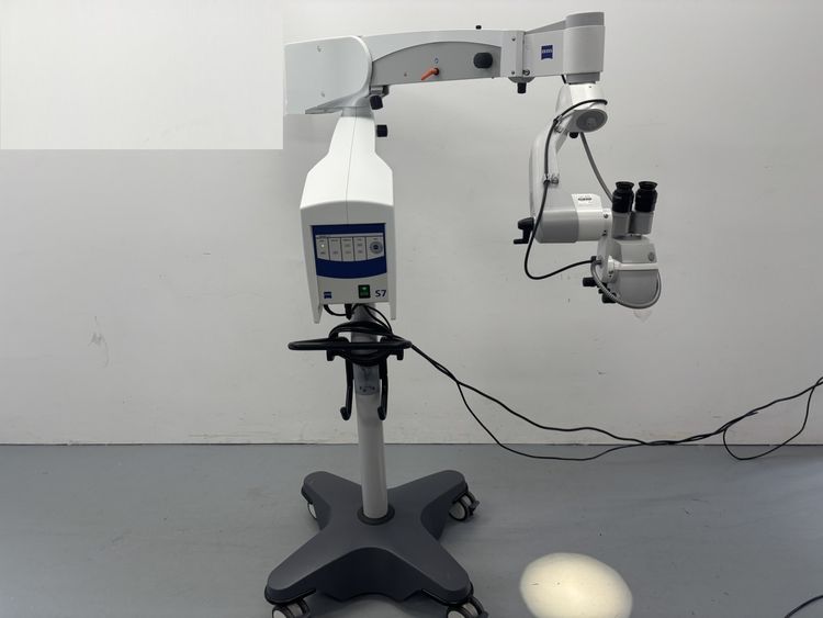 ZEISS OPMI Movena / S7 Microscope