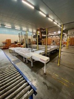 Fanuc Complete robot conveyor system