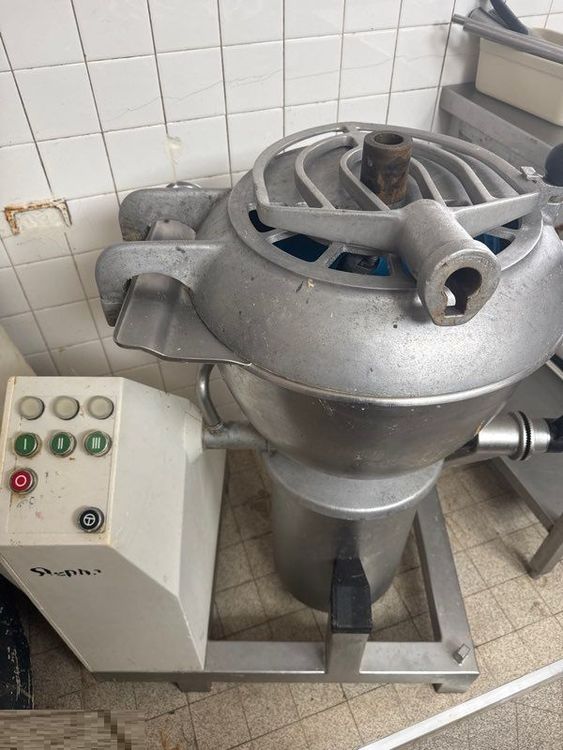 Stephan Brand Cutter