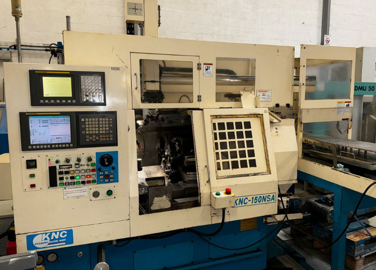 Kitamura Fanuc 0-iTC 5,000 rpm KNC 150 with loading robot 2 Axis