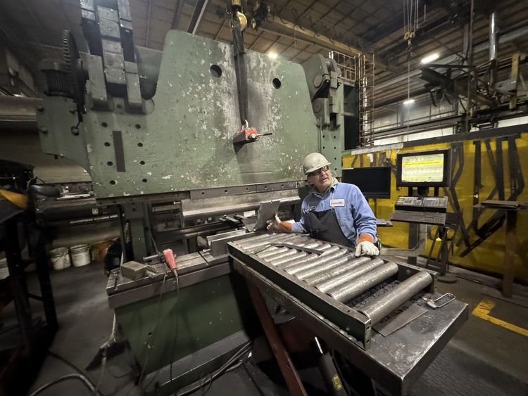 Accurpress 74008 400 ton