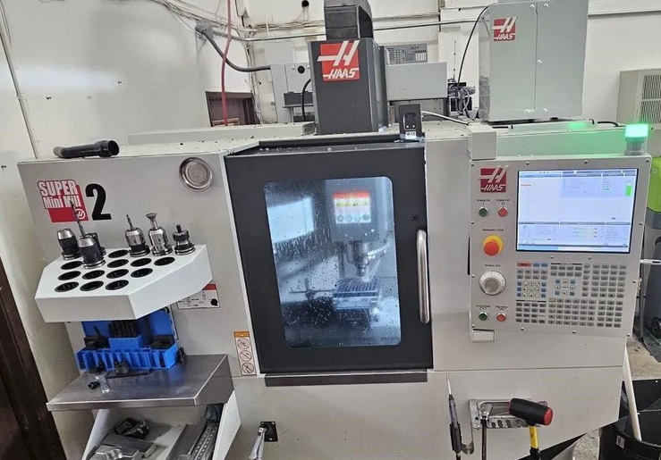 Haas SUPER MINI MILL 2  3 Axis