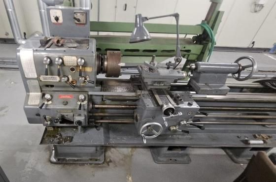 Matra ENGINE LATHE 1000 rpm D 10