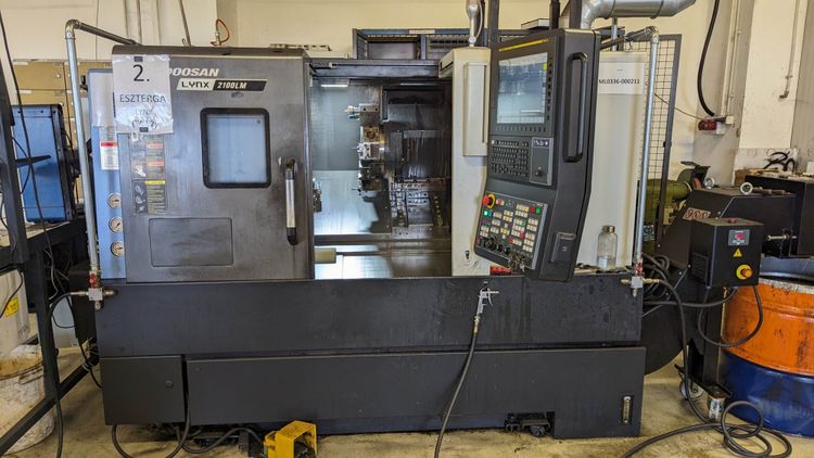 Doosan FANUC Variable LYNX 2100LMA 2 Axis