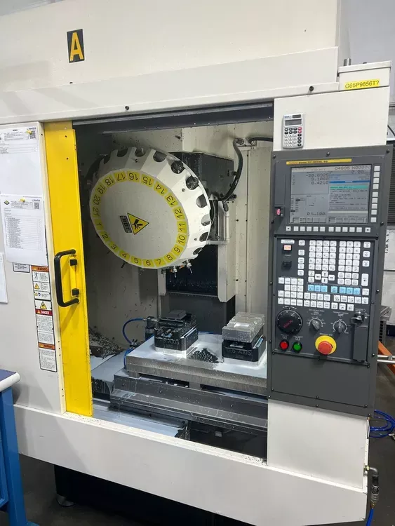 Fanuc Corporation ROBODRILL ALPHA D21LIA5 3 Axis