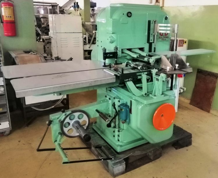 GD 2160  AUTOMATIC WRAPPING MACHINE