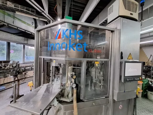 KHS Innoket KL2040/120-30 LM GT Cold Glue Labeler