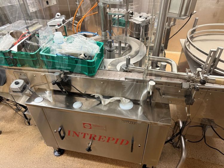 Capmatic Intrepid VP2 twin plugger capper