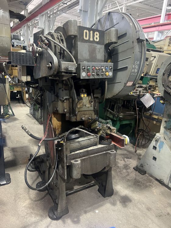 Perkins 650-B 60 ton