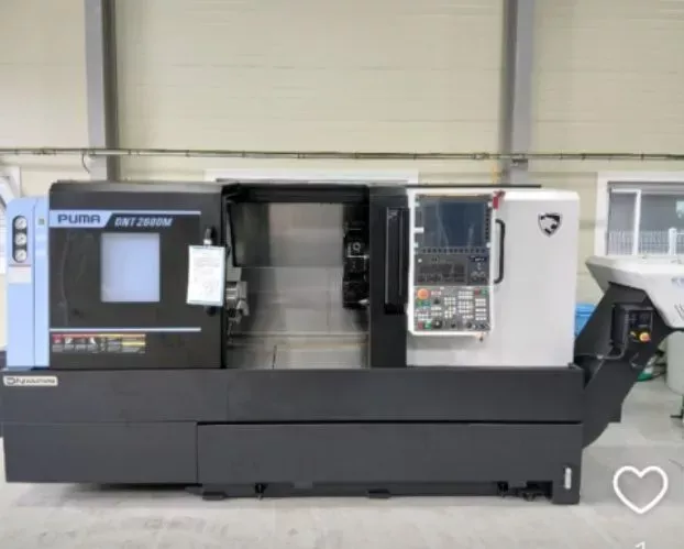 Doosan FANUC Series I CNC 3,500 RPM DNT 2600M 4 Axis