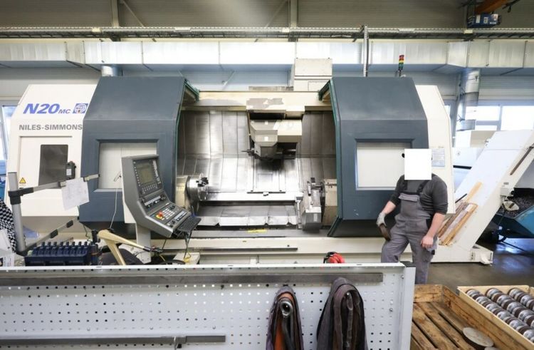 Niles, Simmons Siemens 840 D sl max.3800 1/min N20-2 MC 2 Axis