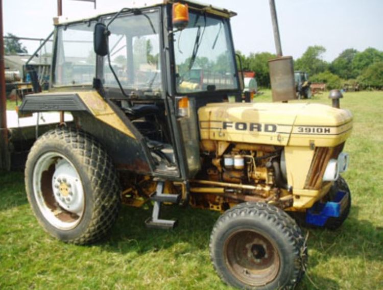 Ford 3910H Tractor