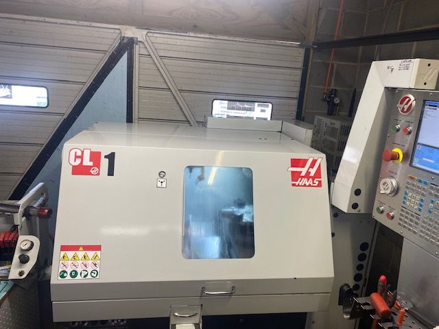 Haas HAAS Next Generation CNC Control 6000 RPM CL-1 2 Axis