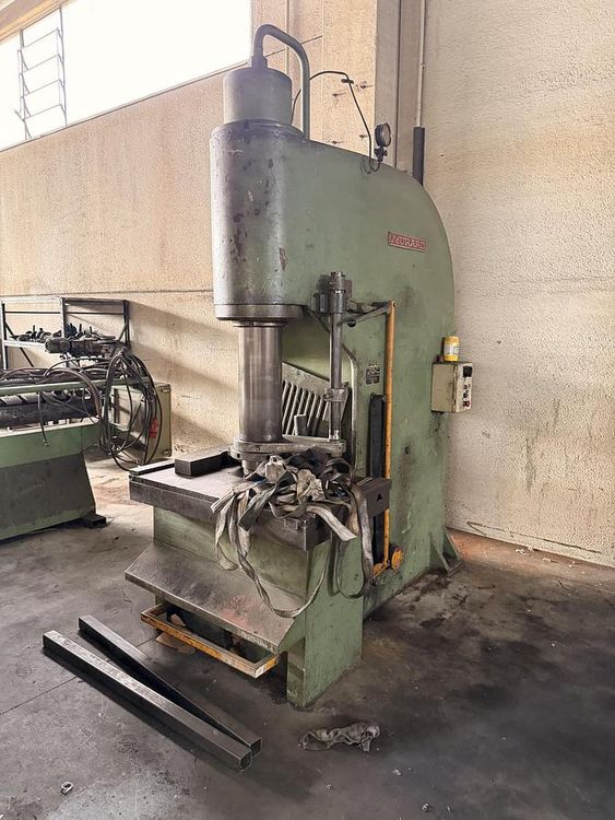 Muraro 100 100 ton