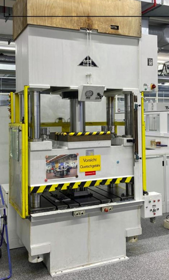Hymag HS 4–160 K  160 t