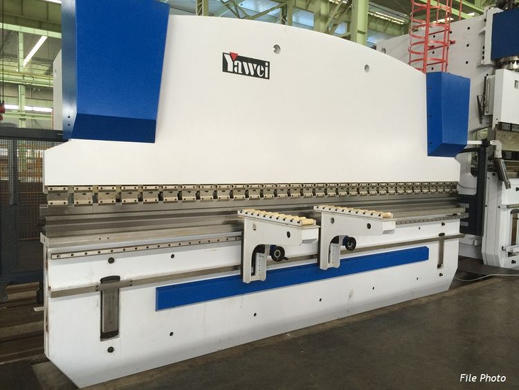 Yawei PBH 220-5100 CNC7 (66T) 220 Ton