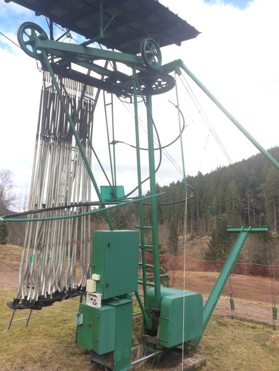 poma-detachable-ski-lift-b-15