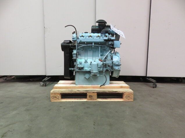 Sisu 420 DSRG Marine generator engine