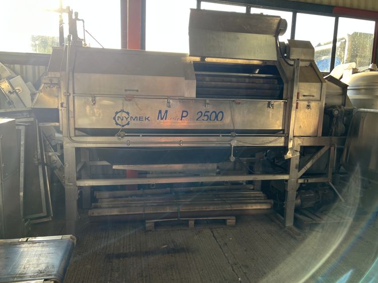 Nymek Master Peeler 2500 High-Capacity Vegetable Peeling Solution